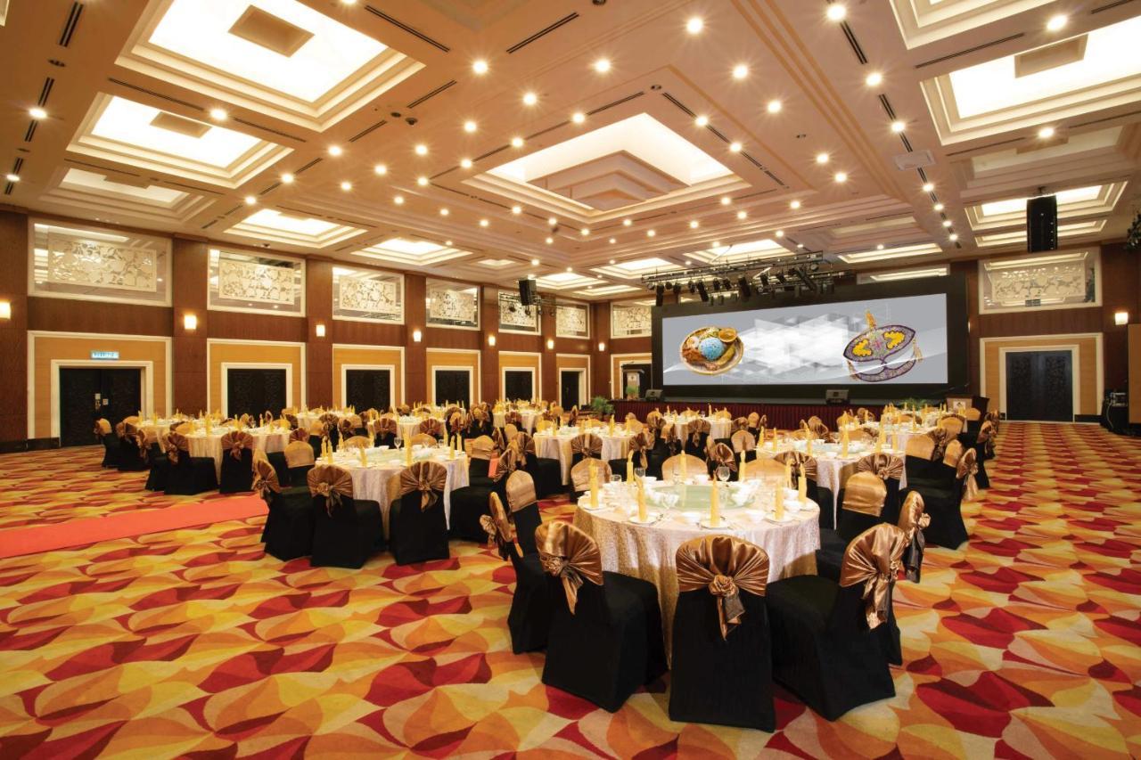 Perdana Kota Bharu Hotel Buitenkant foto