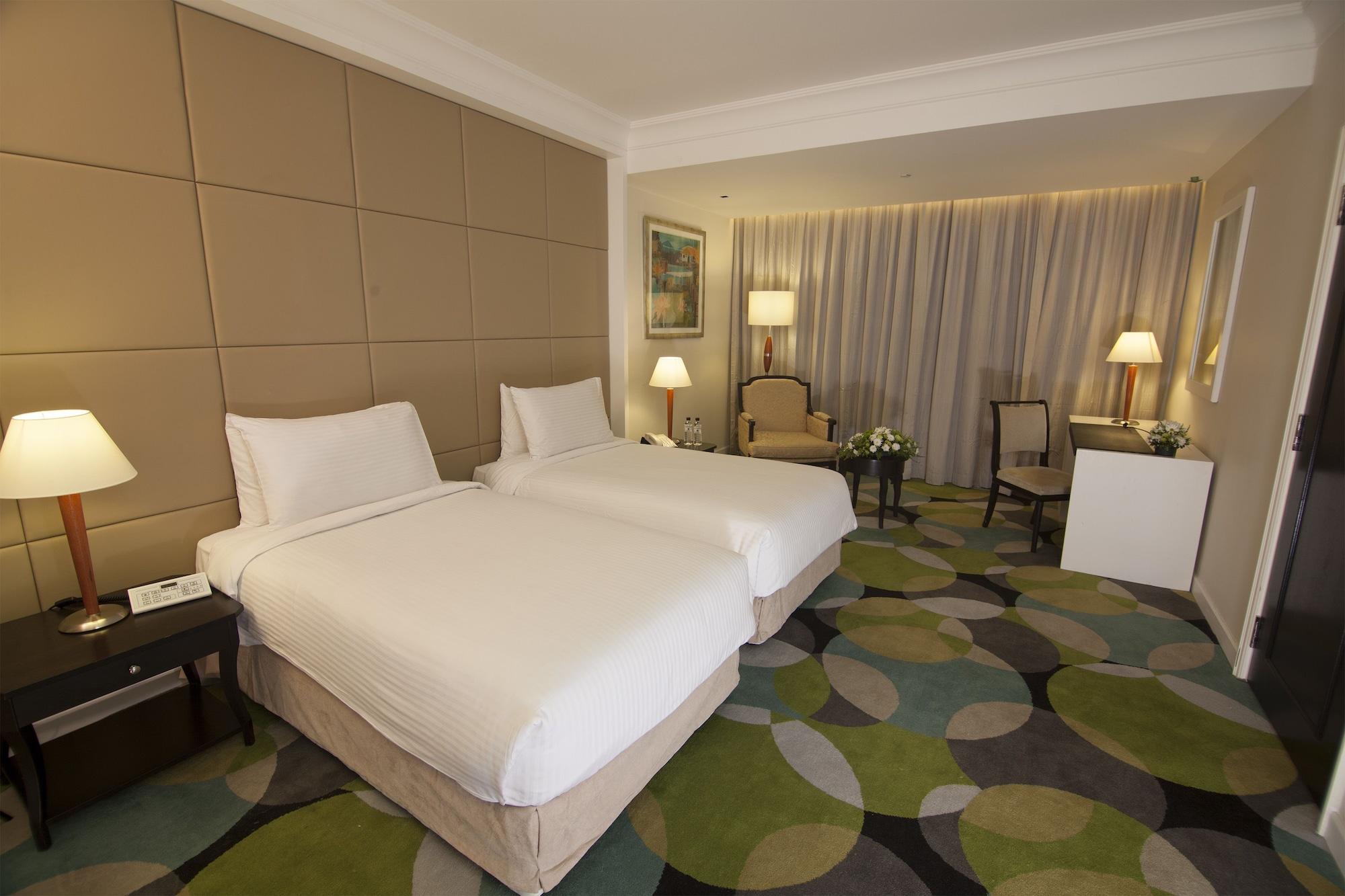 Perdana Kota Bharu Hotel Buitenkant foto