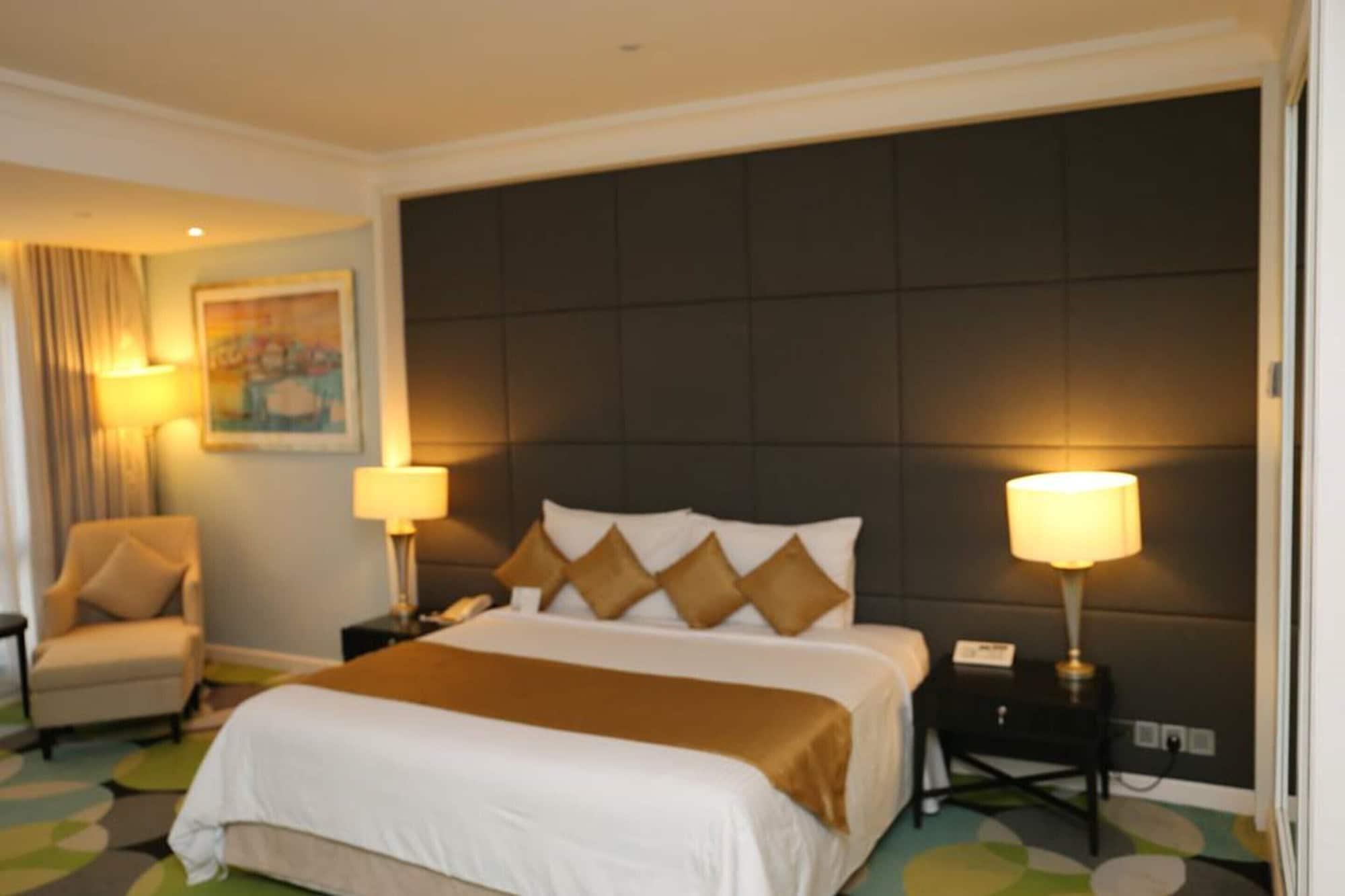 Perdana Kota Bharu Hotel Buitenkant foto
