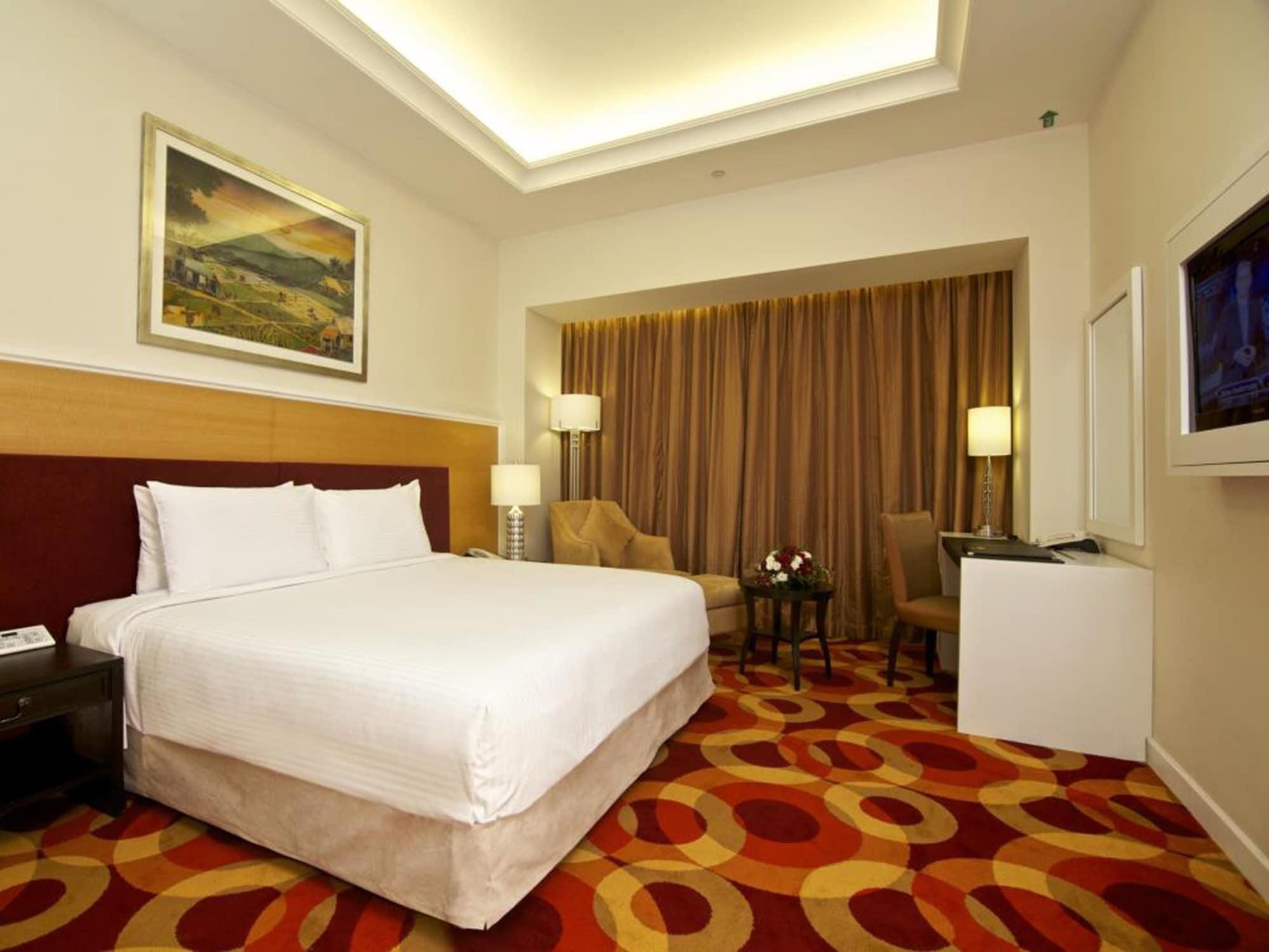 Perdana Kota Bharu Hotel Buitenkant foto