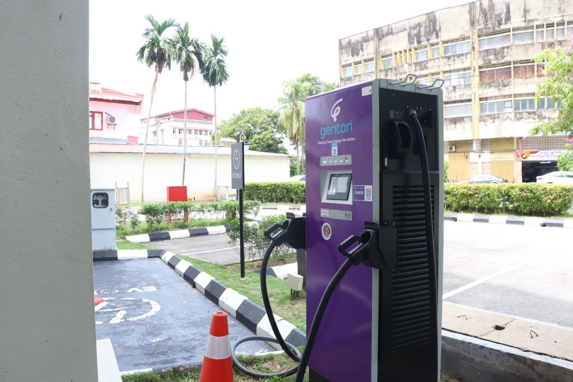 Perdana Kota Bharu Hotel Buitenkant foto