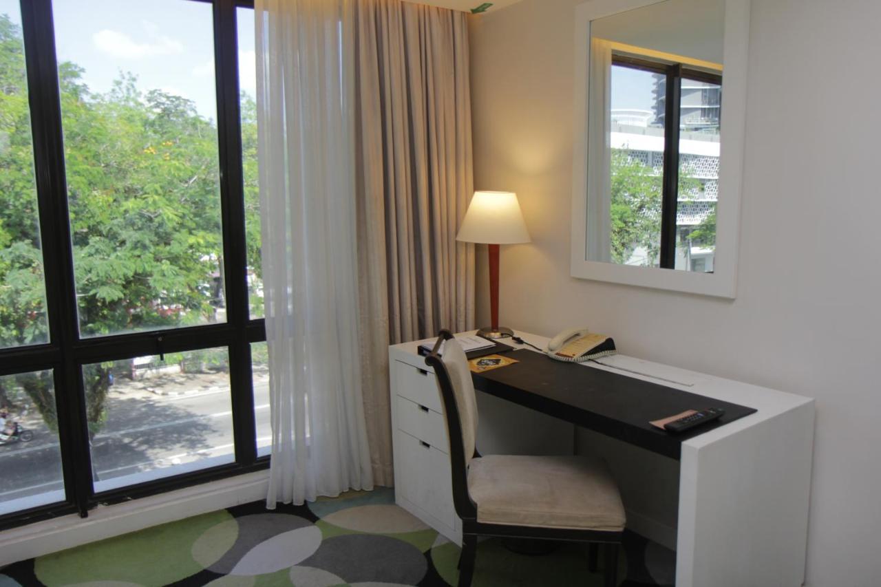 Perdana Kota Bharu Hotel Buitenkant foto
